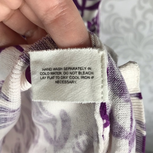 ❤️ Purple White Cardigan Portrait Of A Flower - Picture 6 of 7